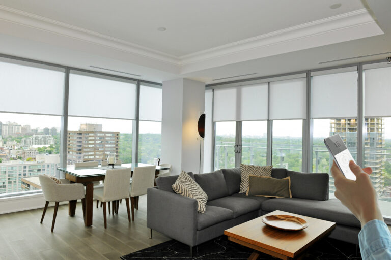 Motorized window shades with remote control